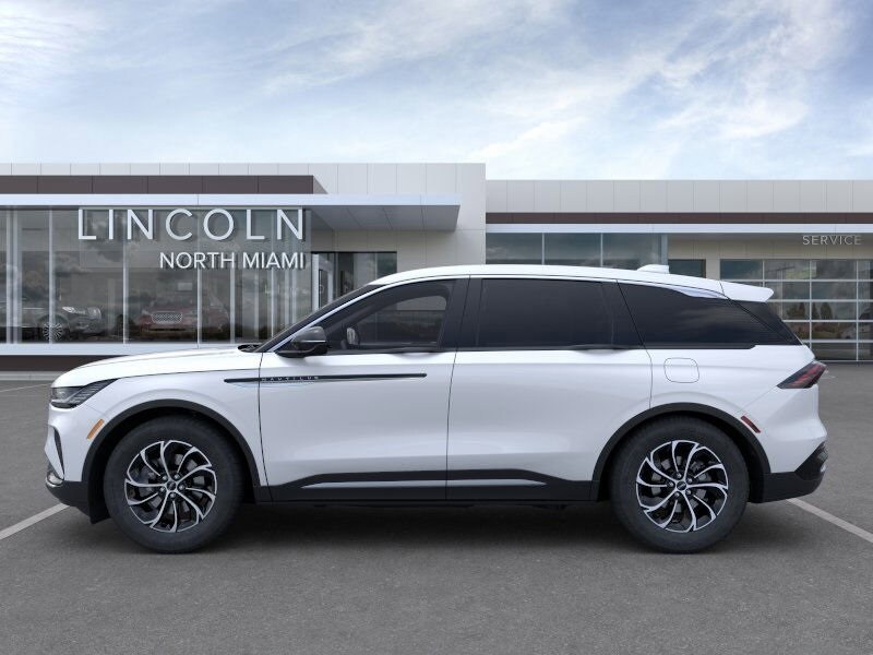 2025 Lincoln Nautilus Premiere photo 3