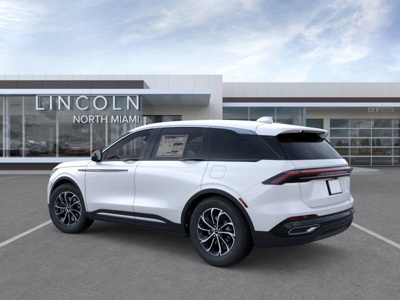 2025 Lincoln Nautilus Premiere photo 3