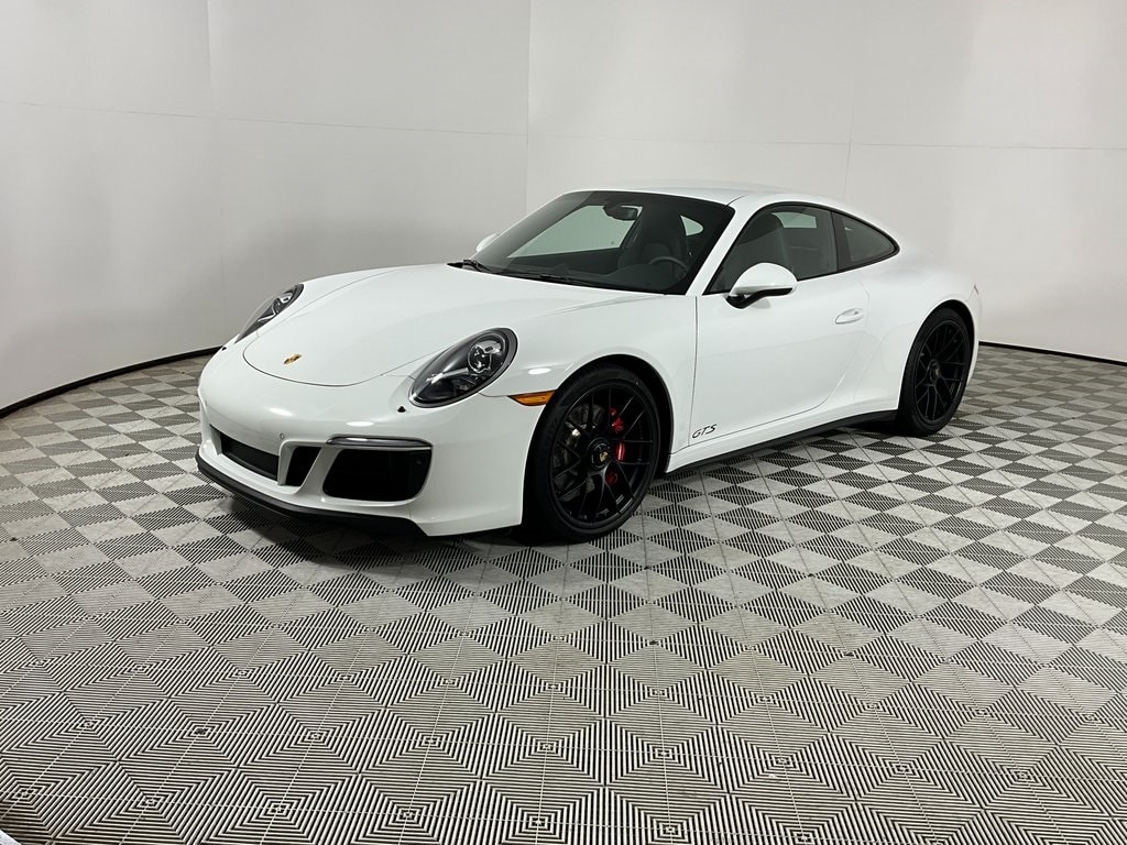 2018 Porsche 911 GTS
