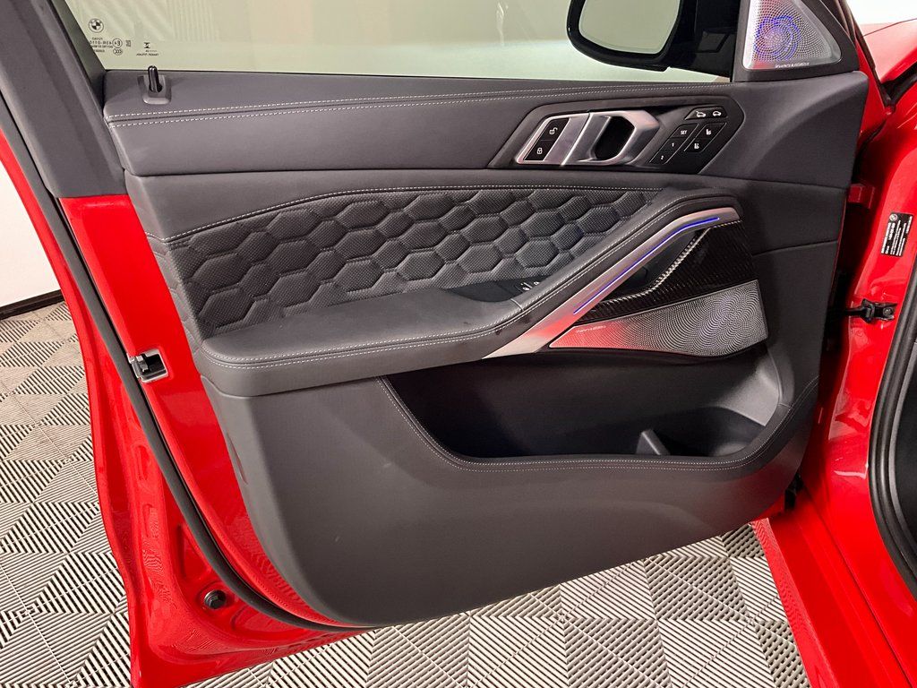 2025 BMW X6 M X6 M - Photo 18