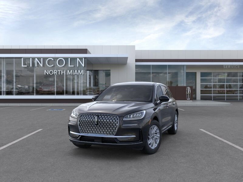 2025 Lincoln Corsair Premiere photo 2