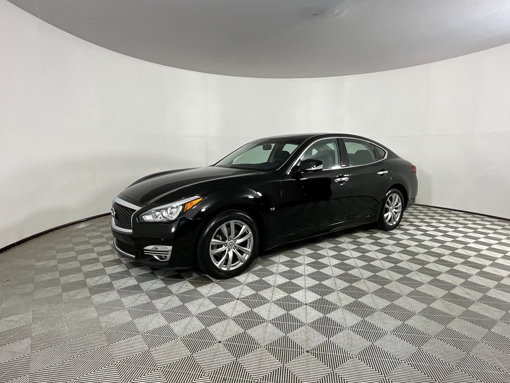Used 2019 INFINITI Q70 3.7 Luxe Sedan