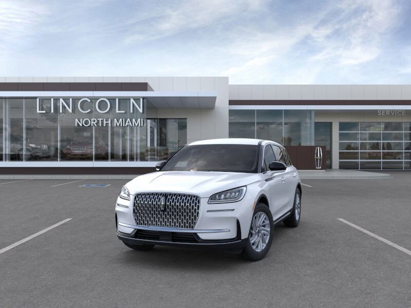 2025 Lincoln Corsair Premiere photo 2