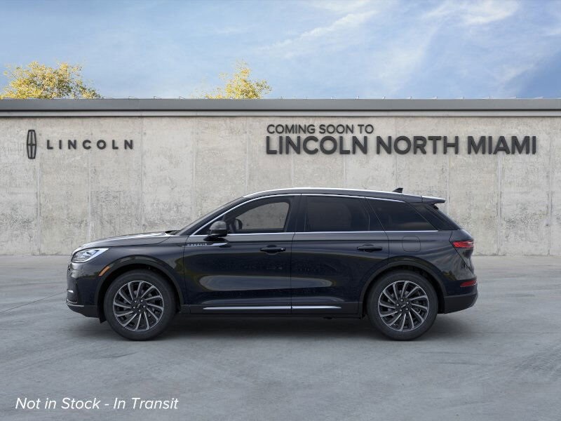 2025 Lincoln Corsair Reserve photo 3