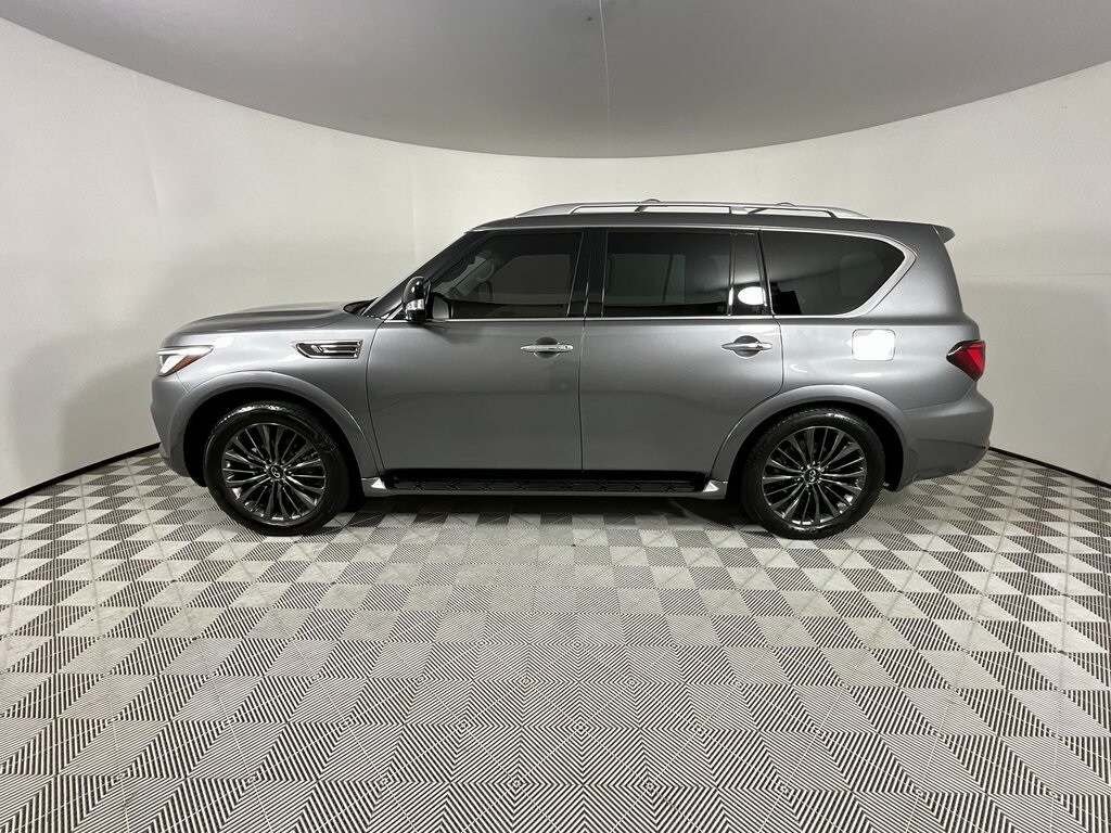 2021 Infiniti QX80 Premium Select photo 2