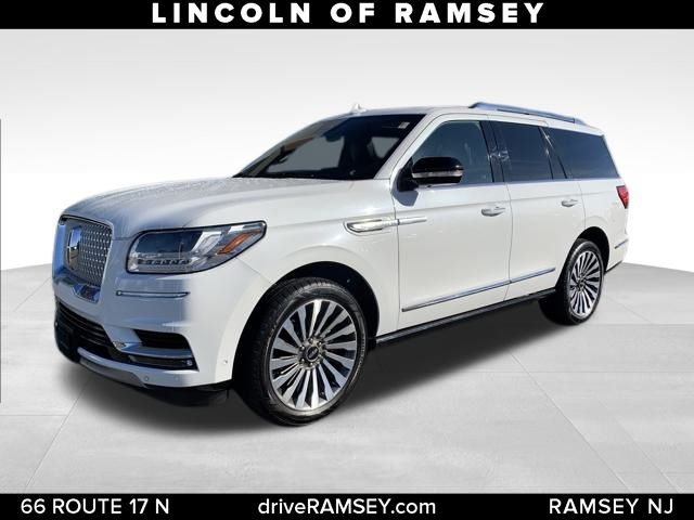2021 Lincoln Navigator Reserve's photo