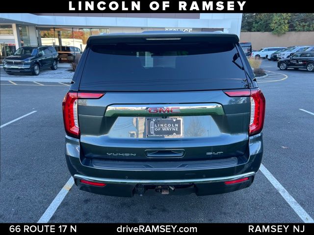 2021 Gmc Yukon SLT photo 3