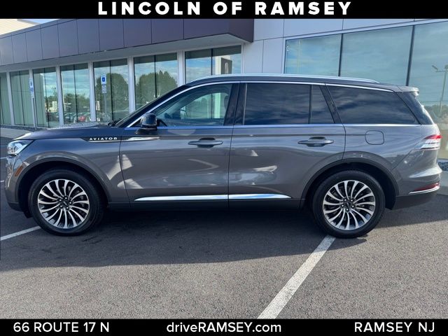 2022 Lincoln Aviator Reserve photo 2