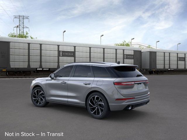 2025 Lincoln Corsair Grand Touring photo 4
