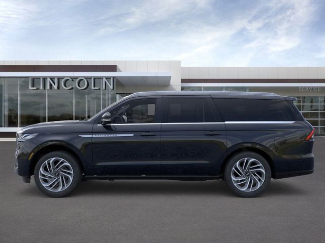 2025 Lincoln Navigator L Reserve photo 3