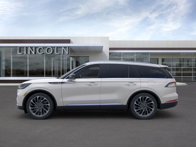 2025 Lincoln Aviator Reserve photo 3