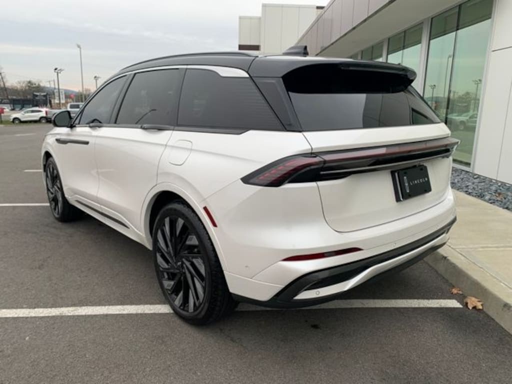 Certified 2024 Lincoln Nautilus Black Label SUV