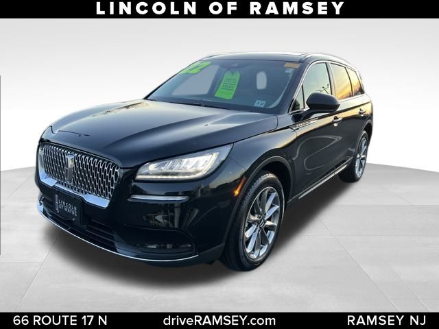 2022 Lincoln Corsair Base's photo