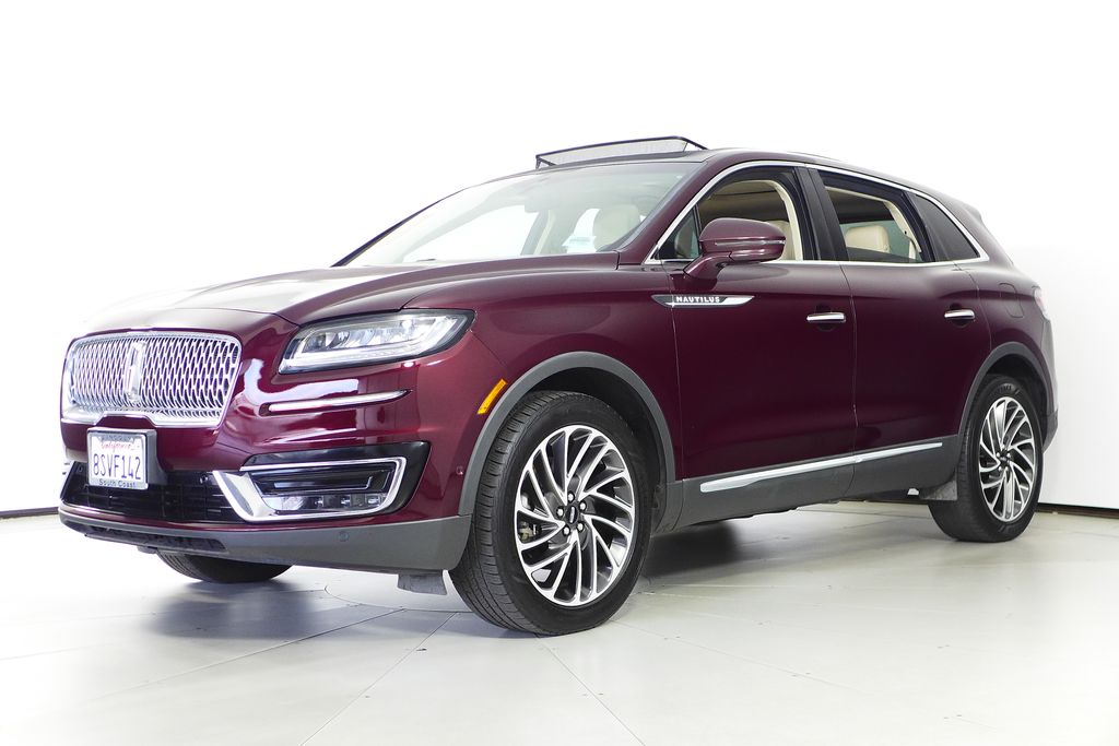 2020 Lincoln Nautilus Reserve photo 2