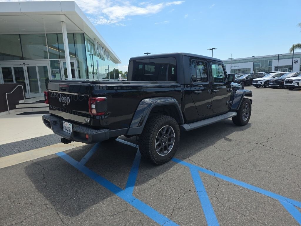 Used 2020 Jeep Gladiator Overland Truck