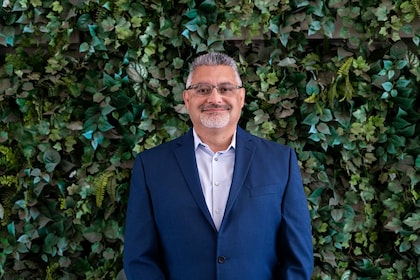 Staff member Peter Maldonado from ID_660c12851bee