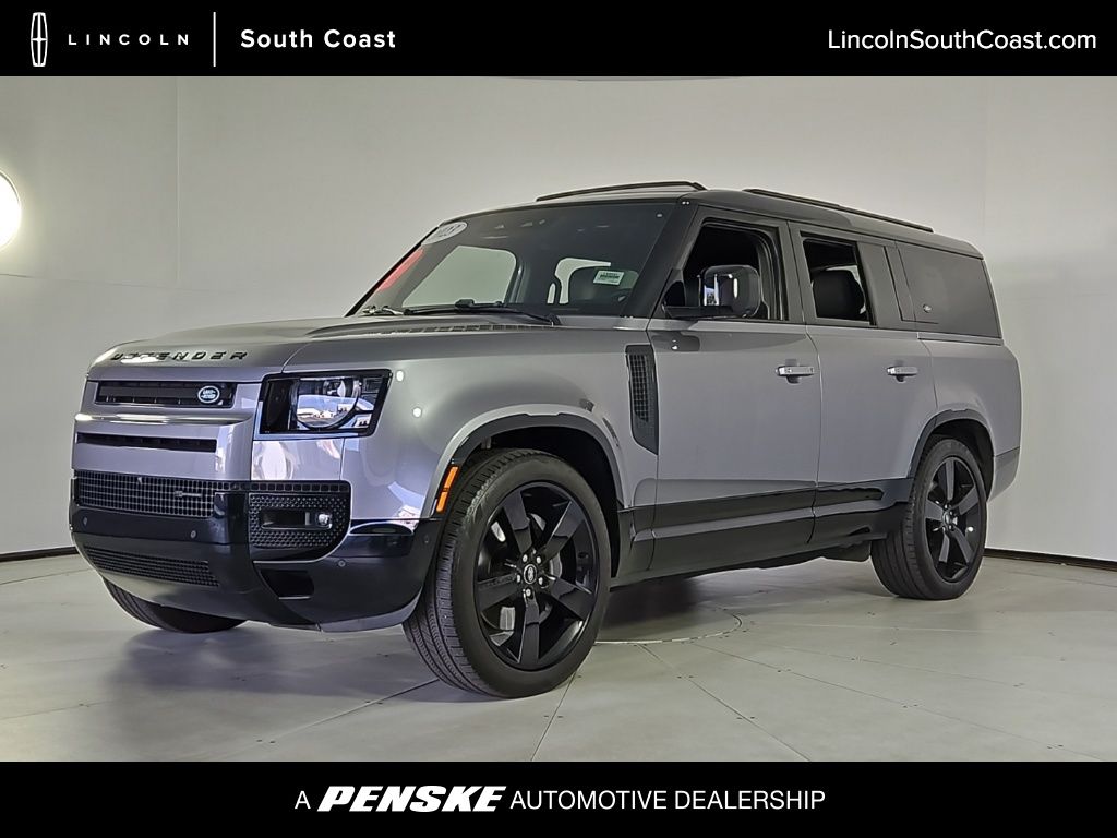 2023 Land Rover Defender X-Dynamic SE's photo