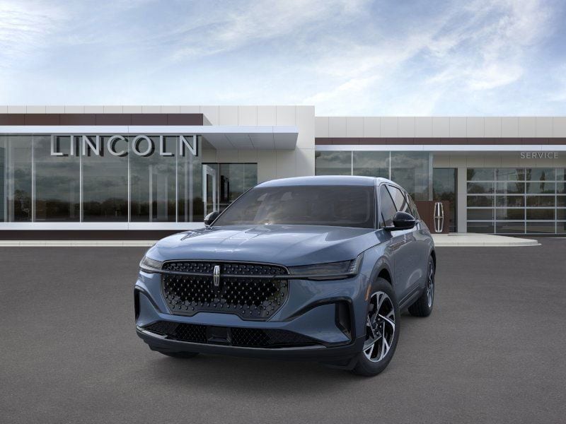 2026 Lincoln Nautilus Premiere photo 2