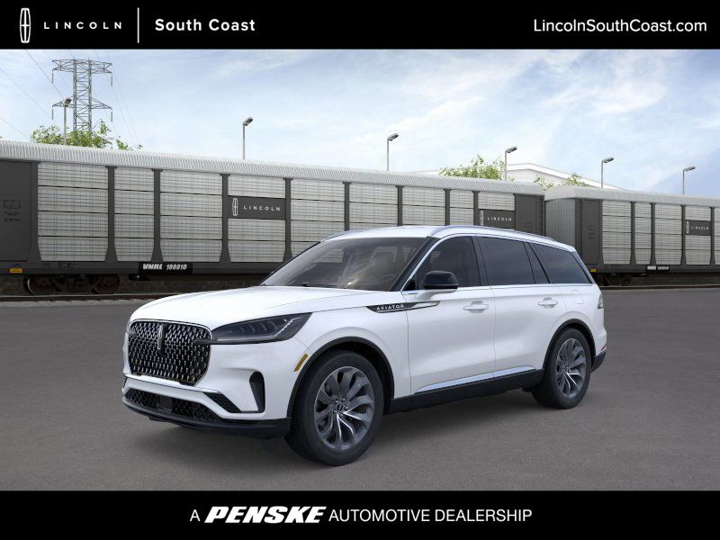 2026 Lincoln Aviator Premiere's photo