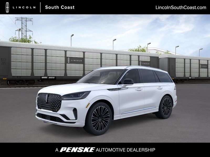 2026 Lincoln Aviator Black Label AWD's photo