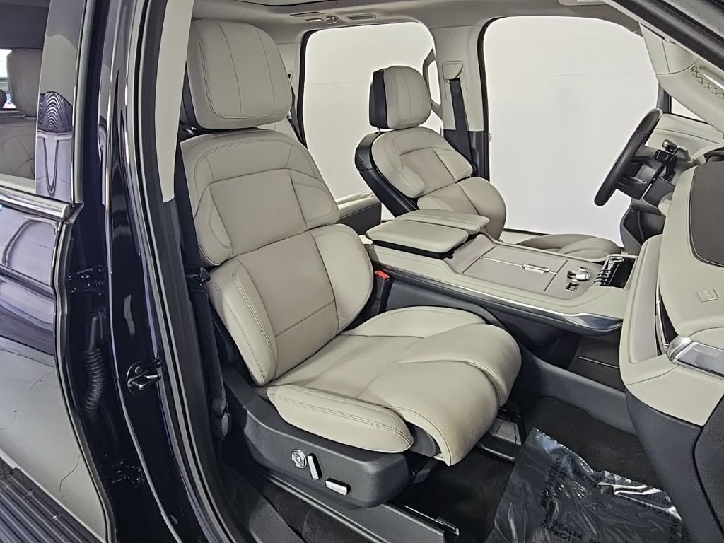 2025 Lincoln Navigator Reserve - Photo 19