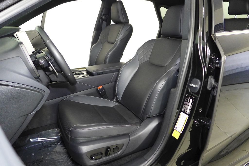 2024 Lexus RX 350 - Photo 22