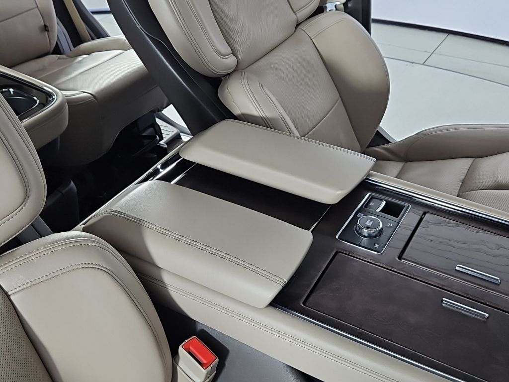 2024 Lincoln Navigator Reserve - Photo 16