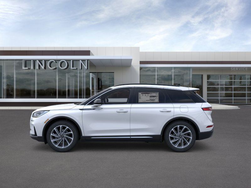 2025 Lincoln Corsair Premiere photo 2