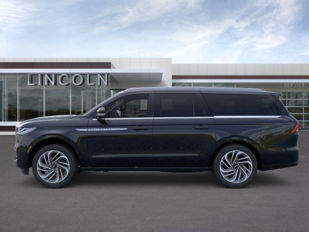 New 2026 Lincoln Navigator L Reserve SUV