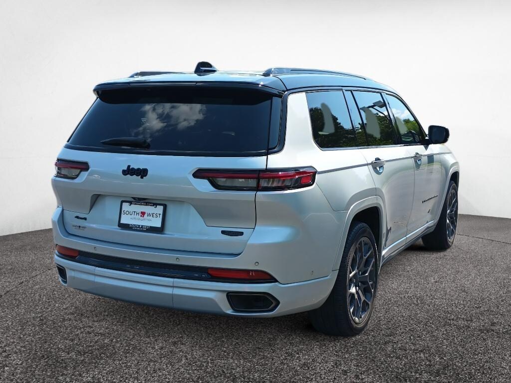 Used 2023 Jeep Grand Cherokee L Summit Sport Utility