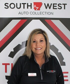 Staff member Candie Roark from ID_fff367