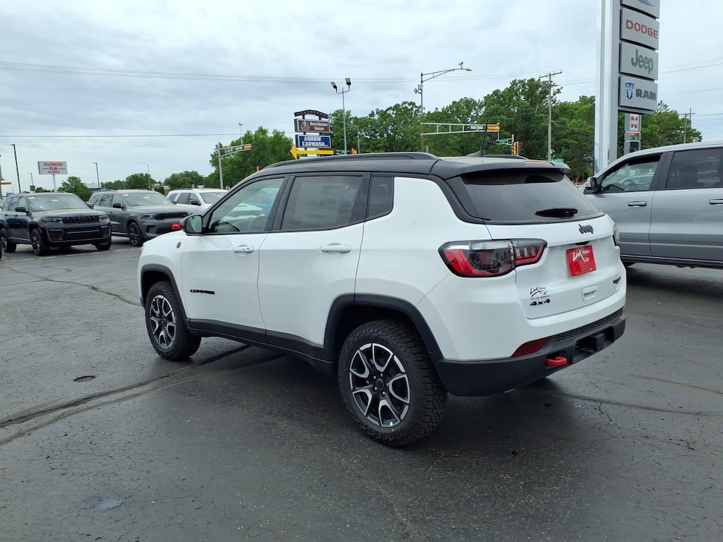 New 2026 Jeep Compass Trailhawk Sport Utility