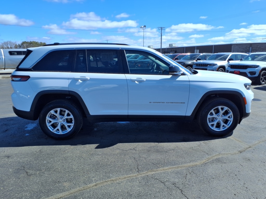 Used 2023 Jeep Grand Cherokee Limited with VIN 1C4RJHBG9P8871231 for sale in Rice Lake, WI