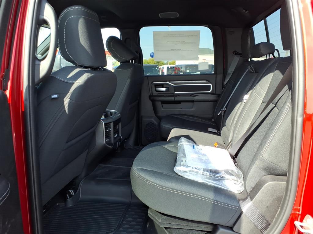2026 RAM 2500 Big Horn - Photo 8