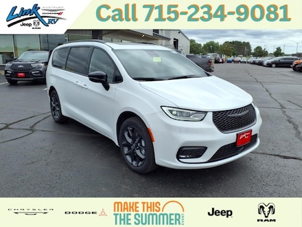 New 2026 Chrysler Pacifica Limited Passenger Van Rice Lake WI