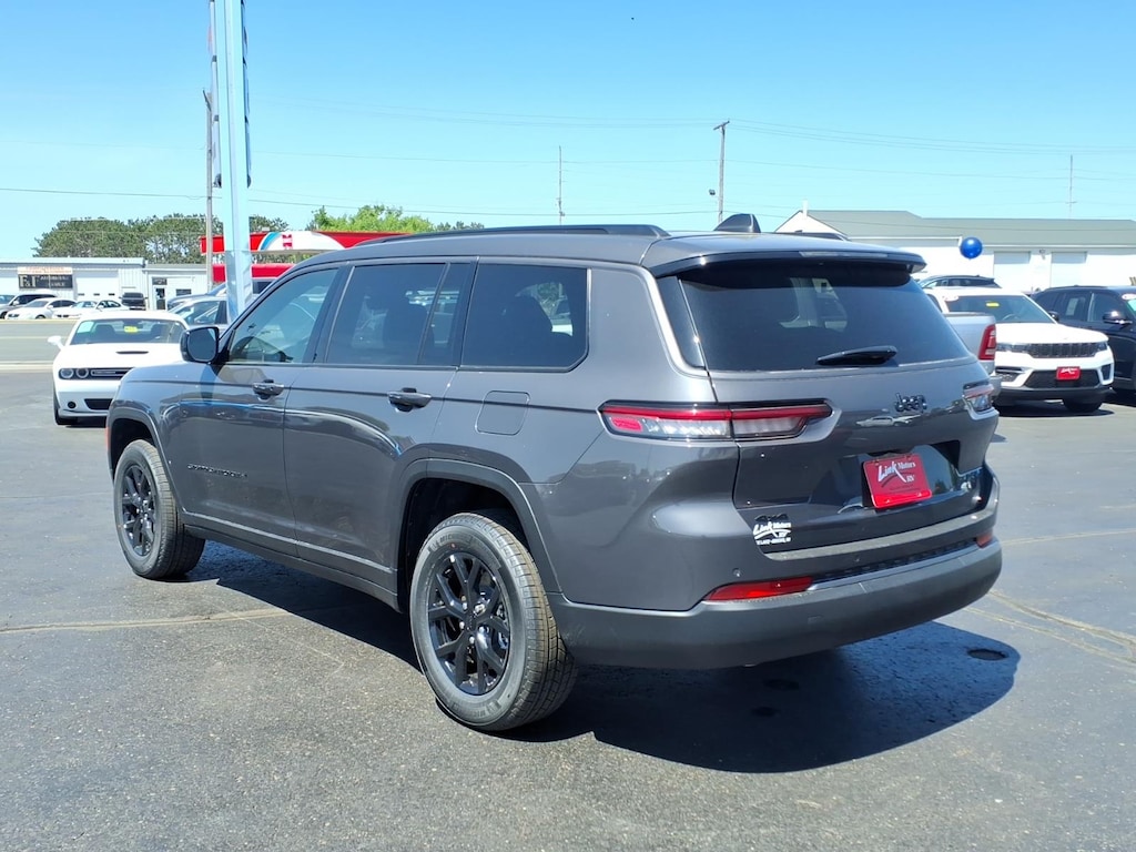 New 2026 Jeep Grand Cherokee L Altitude Sport Utility