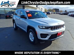 2024 Jeep Grand Cherokee Laredo SUV