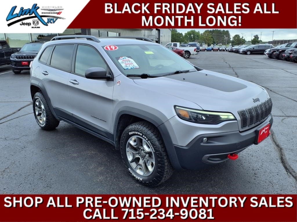 Used 2019 Jeep Cherokee Trailhawk SUV