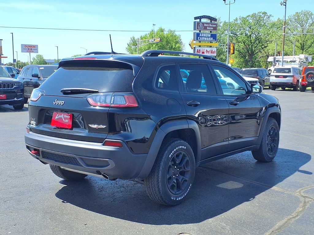 Used 2020 Jeep Cherokee Trailhawk SUV