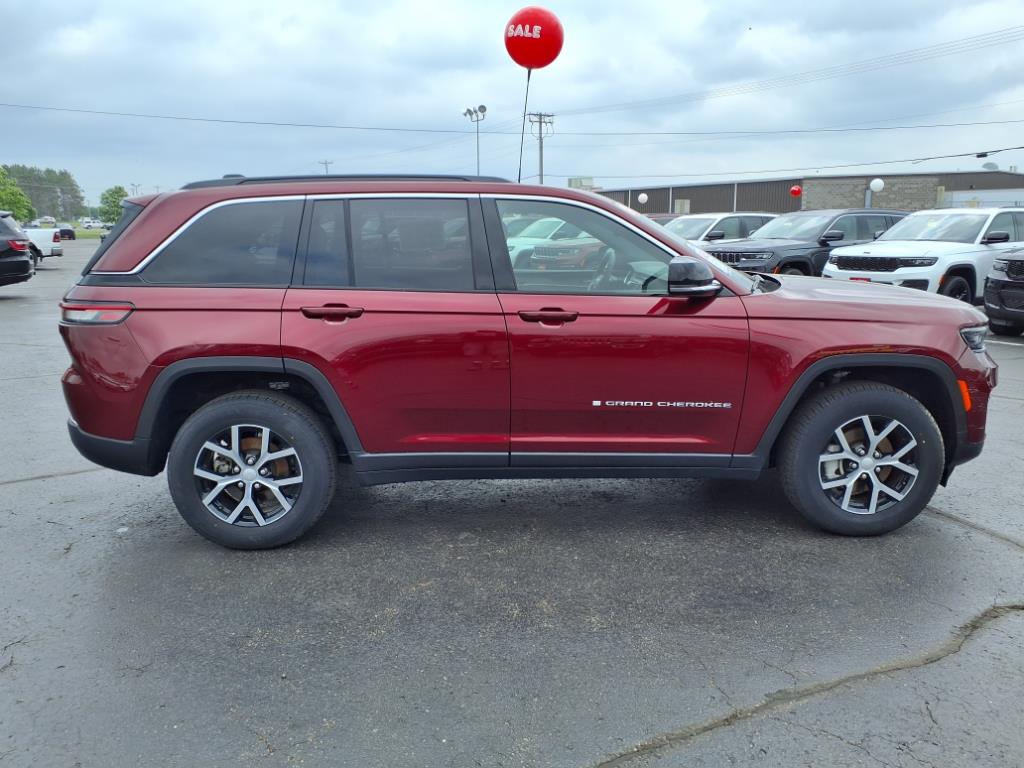 Used 2024 Jeep Grand Cherokee Limited with VIN 1C4RJHBGXRC108988 for sale in Rice Lake, WI
