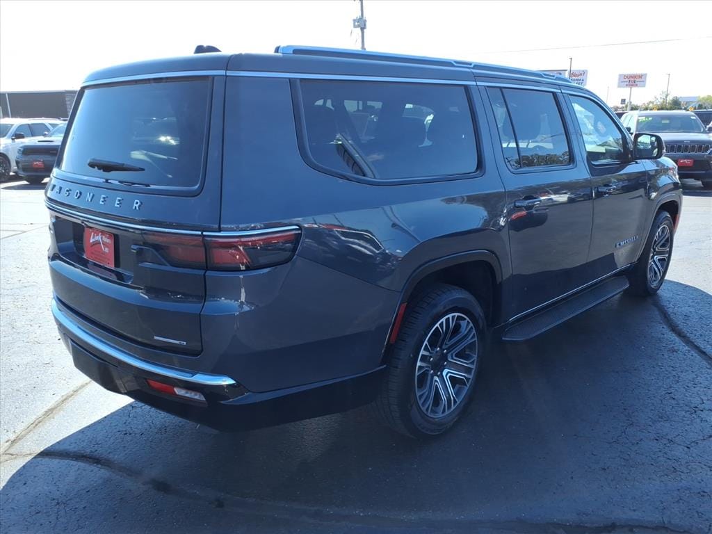 Used 2024 Jeep Wagoneer L Series II SUV