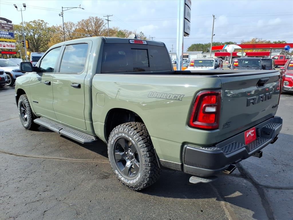 New 2026 Ram 1500 WARLOCK CREW CAB 4X4 5'7 BOX Pickup