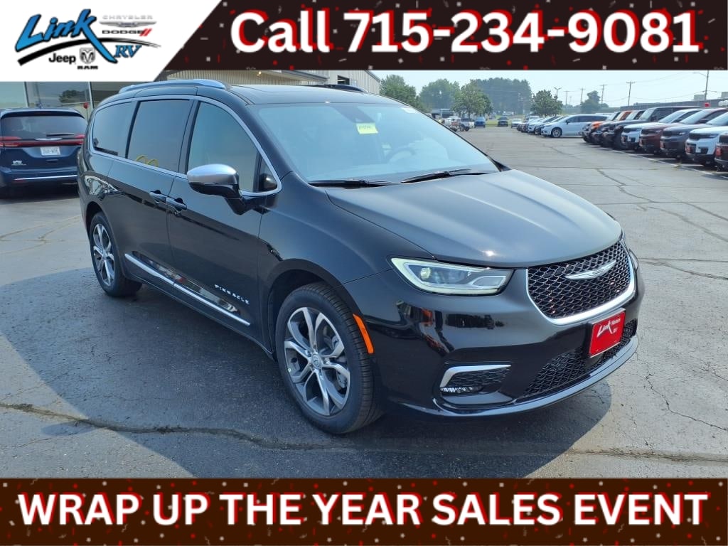 2025 Chrysler Pacifica Pinnacle's photo
