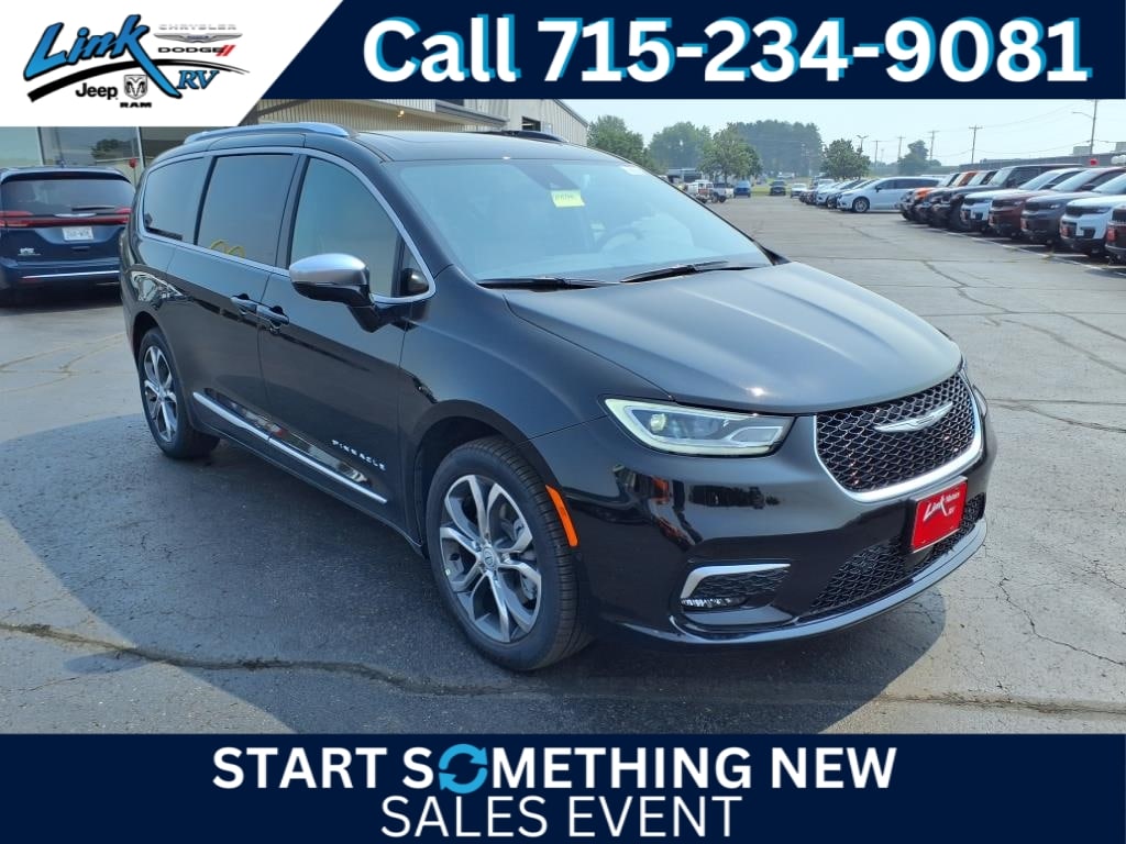 2025 Chrysler Pacifica Pinnacle's photo