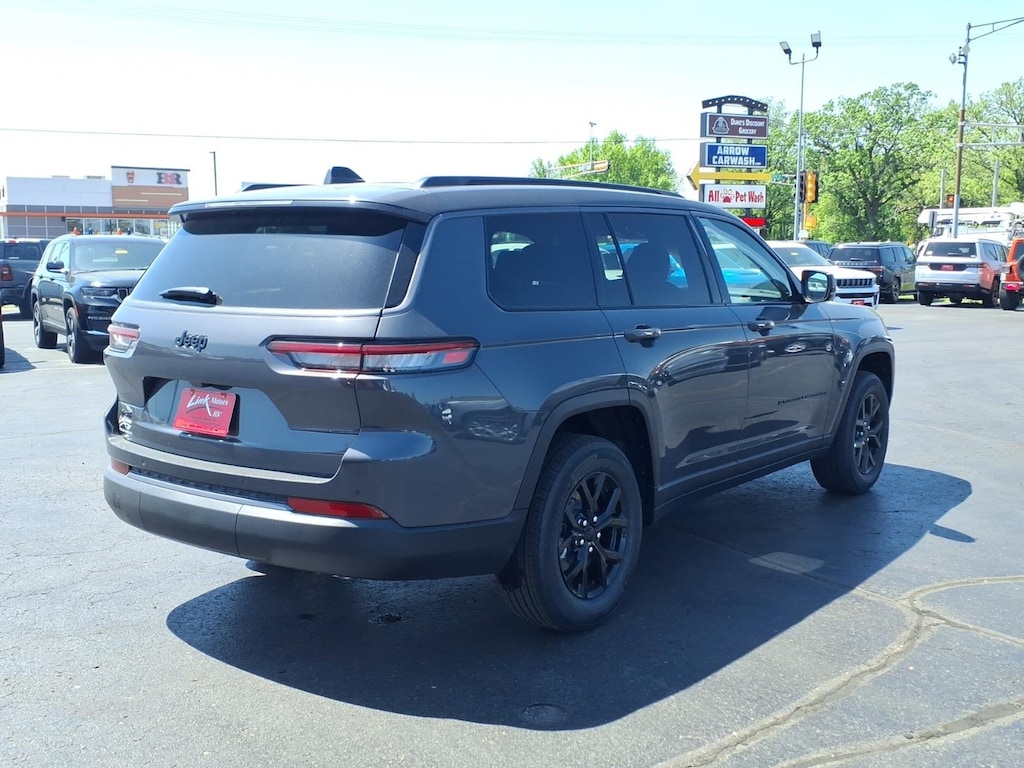 New 2026 Jeep Grand Cherokee L Altitude Sport Utility