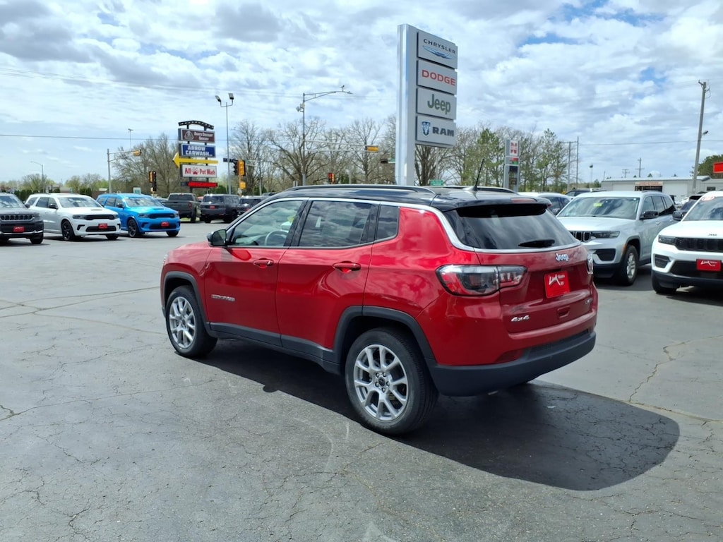 Used 2025 Jeep Compass Limited SUV