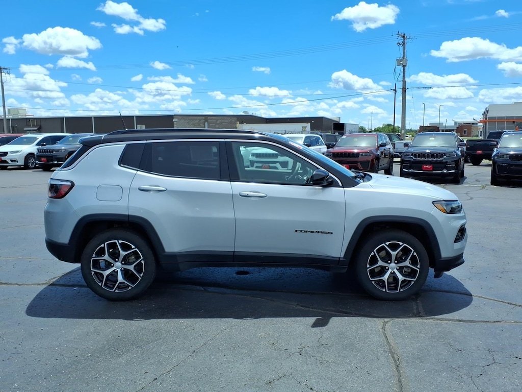 Used 2024 Jeep Compass Limited SUV
