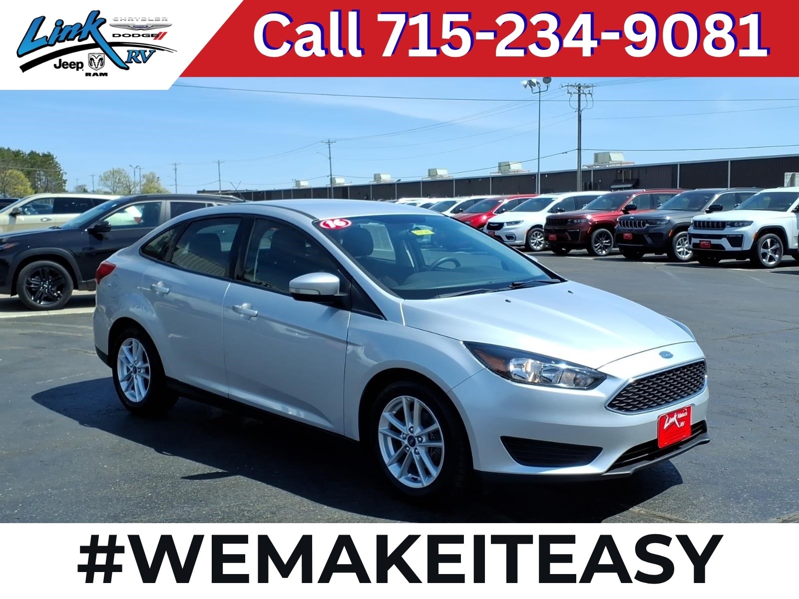 2016 Ford Focus Sedan SE's photo