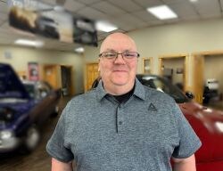 Staff member David Dinger from 7ac44f045ec5