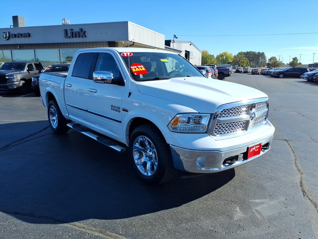 2017 RAM Ram 1500 Pickup Laramie